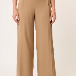 PANTALÓN DE VESTIR RECTO STRETCH COLOR CAMEL CON ABERTURAS HAUSSMAN